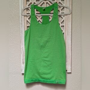 Under Armour Heat Gear Womens XL Racerback Fitted Green Striped Tank Top Workout